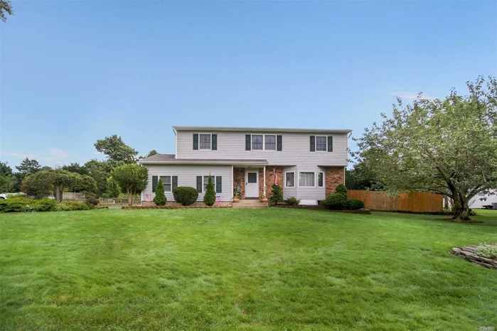 Incredibly Maintained And Pristine Side Hall Colonial Sited On A Beautifully Manicured 1/2 Acre. Meticulous Updates Abound In This 4Br, 2.5Ba Home On A Super Som Cul-De-Sac. New Roof, Siding, Windows, Electric, 4 Zone Gas Heating, Tankless Water Heater, Cac And Appliances, As Well As New Quartz Countertops & Glass B/S. H/W Floors Throughout The House And Radiant Heat In The Family Room That Features A Pretty Brick Fireplace. Two Tier Decking Across The Back House + Plenty Of Room For A Pool!