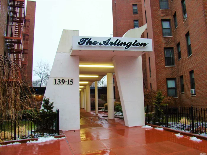 Spacious Updated Jr4 /2 Bedroom @ The Arlington In Briarwood. The Apt Offers Hardwood Flrs Thru-Out, Lg Lr W/Dining Area, Kit, Spac Master Bedrm W/2 Lg Closets, Nice Size 2nd Bedrm W/Closet W/2 Windows & Full Bath. The Building Offers 24Hr Drman, Laundry Facilities, Storage, Bike Rm, Play Rm, Outdoor Sitting Area W/Play Ground. Close To E/F Express Trains & Local Buses.