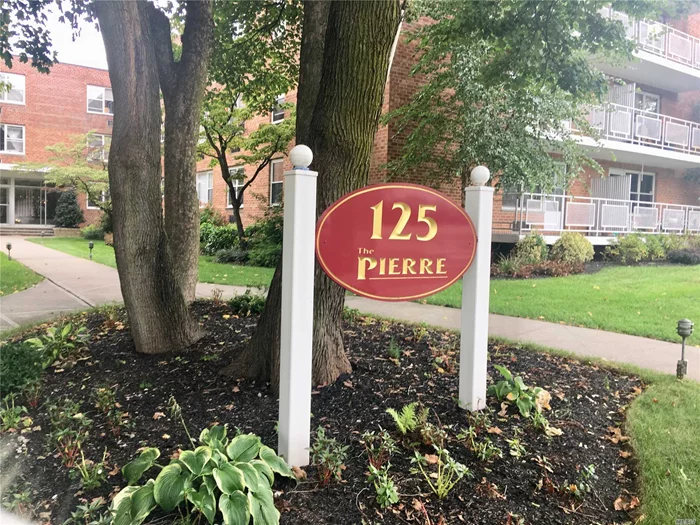 Oversized Completely Renovated 1 Bedroom 1 Bath Apartment In The Pierre. Features- Living Room, Dining Room, Office Area, Hardwood Floors, A/C, Gas Cooking, Lots Of Closets, Laundry, Parking. Right In The Center Of Town Close To Shopping And 2 Blocks To Rail Road