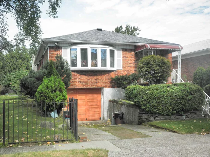 Lovely Southern Exposure Sunny Detached Brick Raised Ranch House With 3 Bedrooms, 2 Baths, Formal Dining Room, Eat In Kitchen, Nice Finished Basement. 26X47 Building Sized. 46X100 Corner Property. Top School District With Ps184, Is25& Bayside High School. Prime North Bayside Location. Very Quiet Block And Convenient Transportation.Do Not Miss This Extraordinary Opportunity!