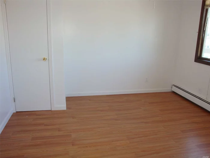 Large 3 Brs Apt On Second Floor, Very Convenient Location, Convenient To All, H. Frank Carey High School.