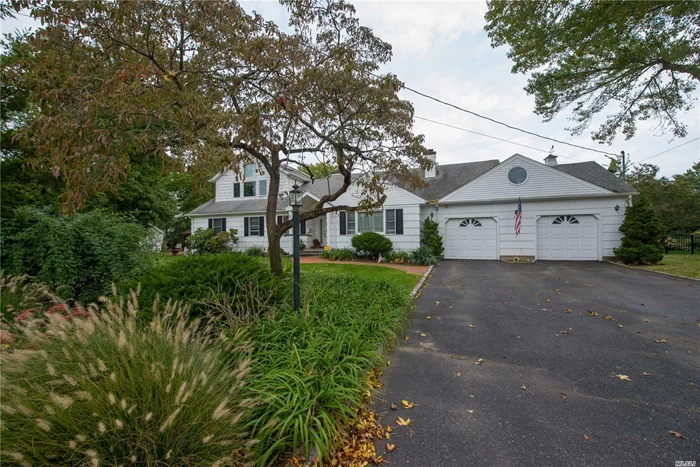 Large Colonial/Farm Ranch With Expansive Floor Plan In Desirable Blue Harbor (South Of Montauk) In Babylon Village. Convertible Floor Plan With Master Bedroom On 1st Or 2nd Floor. Tranquil Pond Front Location On .37 Acre.