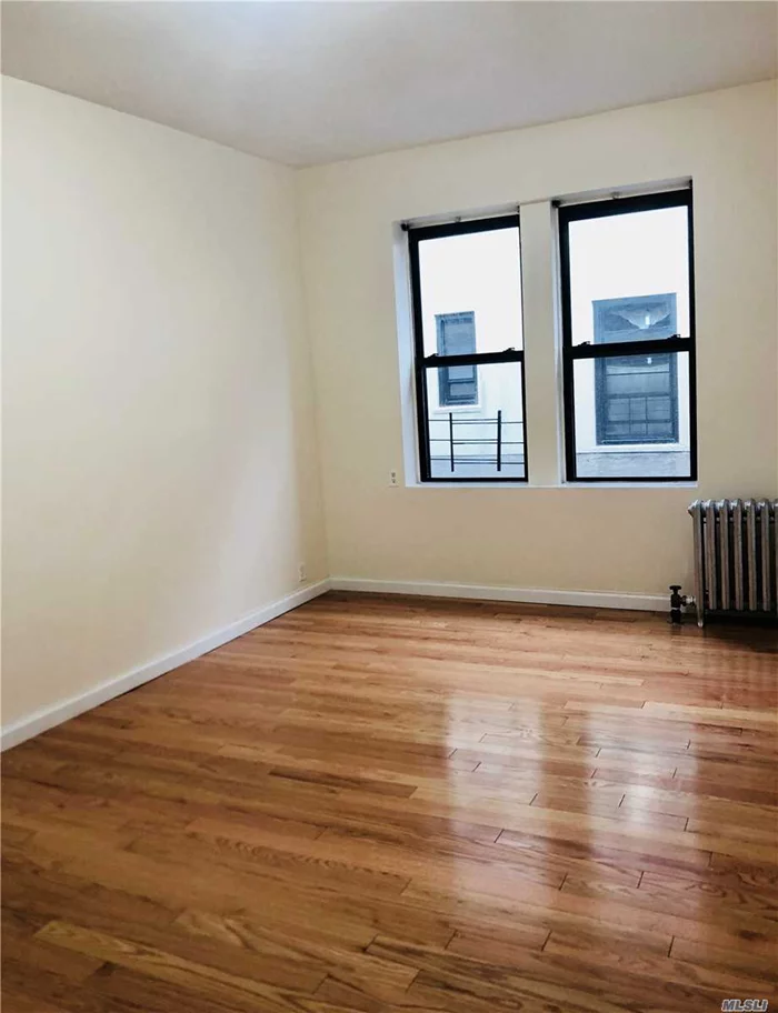 Newly Renovated Spacious And Bright 5th Floor Apartment In Walkup Building Featuring New Kitchen Appliance, Cabinets, Bathroom And Hardwood Flooring Throughout. Near Everything On Junction Blvd: Supermarkets, Restaurants, Pharmacies, Banks, Coffee House/Bakery, Bars, Entertainment And Much More. Walk To #7 Train Junction Blvd Station.