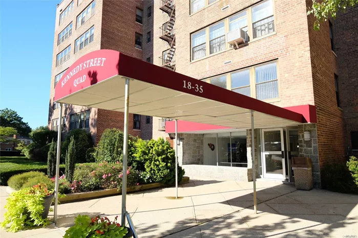 Beautifully Renovated, Bright, Spacious, 1500Sq. Ft., Corner Apt, With Bridge View, Large Eik With Stainless Appliances, Quartz Counter Top, Marble Floors Throughout, 1 Parking Space, Close To All.