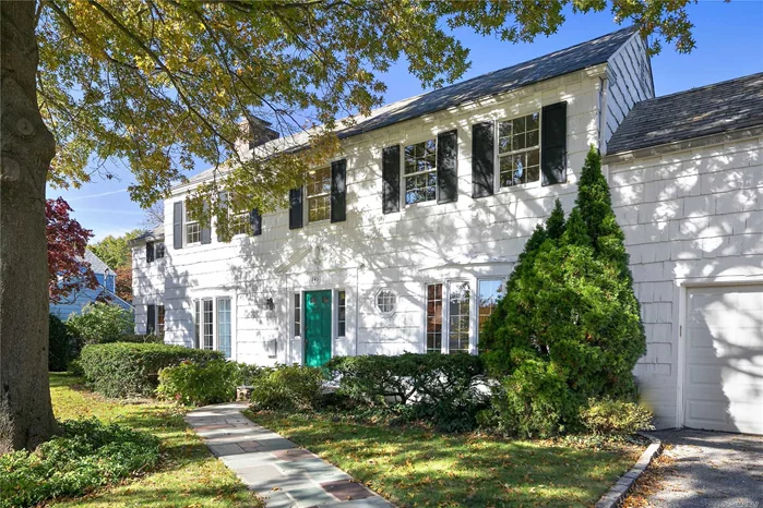 Regal Village Of Flower Hill 5 Bedroom Colonial On One Of Manhasset&rsquo;s Most Desirable Streets. Oversized Private Yard. Mid-Block Location. This Home Has Endless Possibilities. House Is Being Sold As Is.