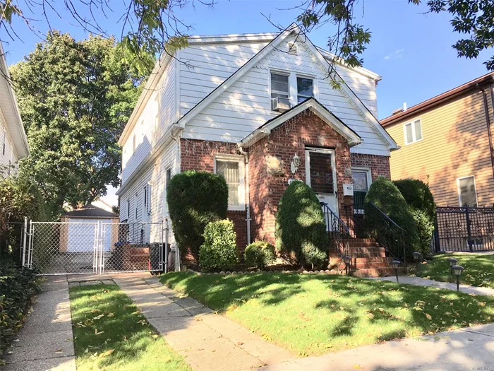 Charming Det House On A Quiet Middle Block Of Fresh Meadows. 5 Bedroom And 2 Full Bath Can Be Use For Large Families. Det Garage, Long Driveway, Convenient To Shopping And Transportation, Must See...