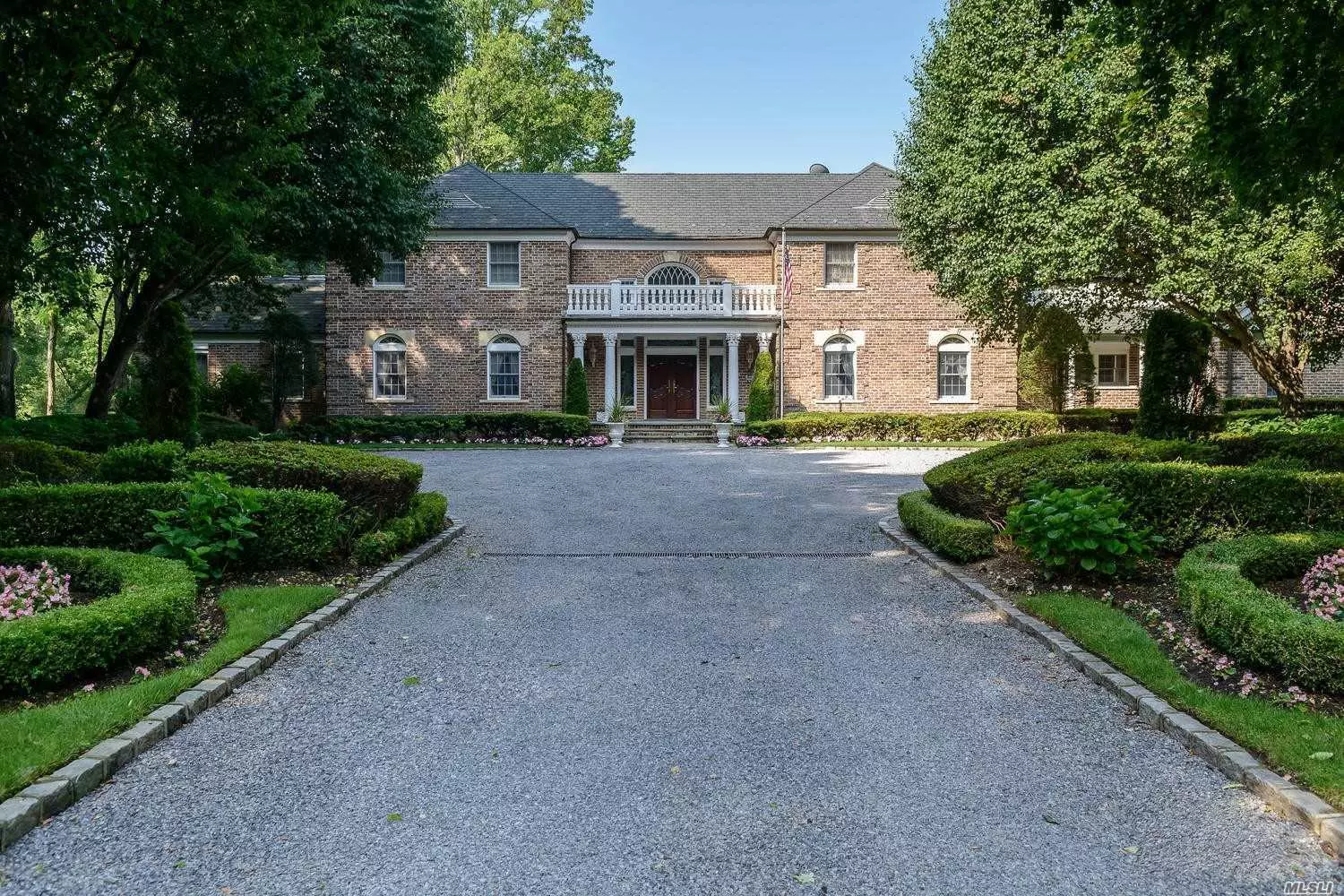 Magnificent Estate Located On 10+/- Acres With Rolling Lawns, Mature Trees And Professional Landscaping. Very Private. Beautiful Pool And Surround. Wonderful Flowing Pond. A quiet Refuge From The World For Birds. animals & humans. Taxes Being Grieved. Generator.