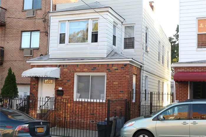 Great Income!Legal 2 Family , R-5 Zoning(3200 Sf Buildable ), Unbeatable Location! Excellent Condition, Now Collecting Over 6.4K Per Month Rent!Finished Basement With Almost Privacy Driveway , Garage, Mins Direct To Flushing Main St , Near To Corona Park, Hall Of Science, Queens Center Mall, Schools, Q58 Bus , Lie, Gcp Highways, Shopping ...And Much More!