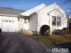 Pheasant Run End Unit With Garage. Home Features 2 Bedrooms, 2 Full Baths, Close To Shopping, Restaurants, Beaches Unit Needs Tlc, And Easy To Show. Common Charges $380.00. Includes Pool And Clubhouse.