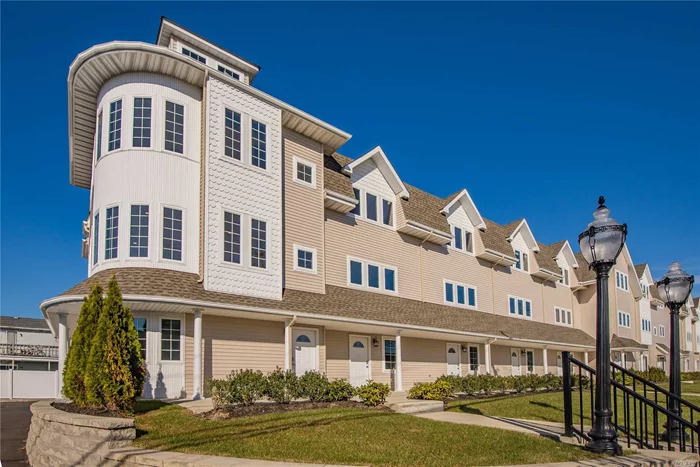 Brand New Gorgeous Townhouse (Unit #3) Features Fema-Compliant High Flr Elevation, 2 Bdrms, 2.5 Baths, 2-Car Gar, Entry Lvl Office/Den, Huge Wide-Open Main Lvl Living/Dining Rm Combo Next To Custom E-I-K W/Granite Ctops + Ss Appliances, Oak Flrs Throughout, & Prof Landscaping. Opportune Loc: Within Quiet Development Yet Close To The Mile, Marinas, Dining, Shops, Rr, +++!