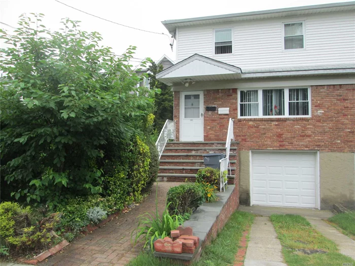 Great Legal For 2 Families. Mineola Schools, Near Rr, Shopping, Parkway, Expressway, Parks.