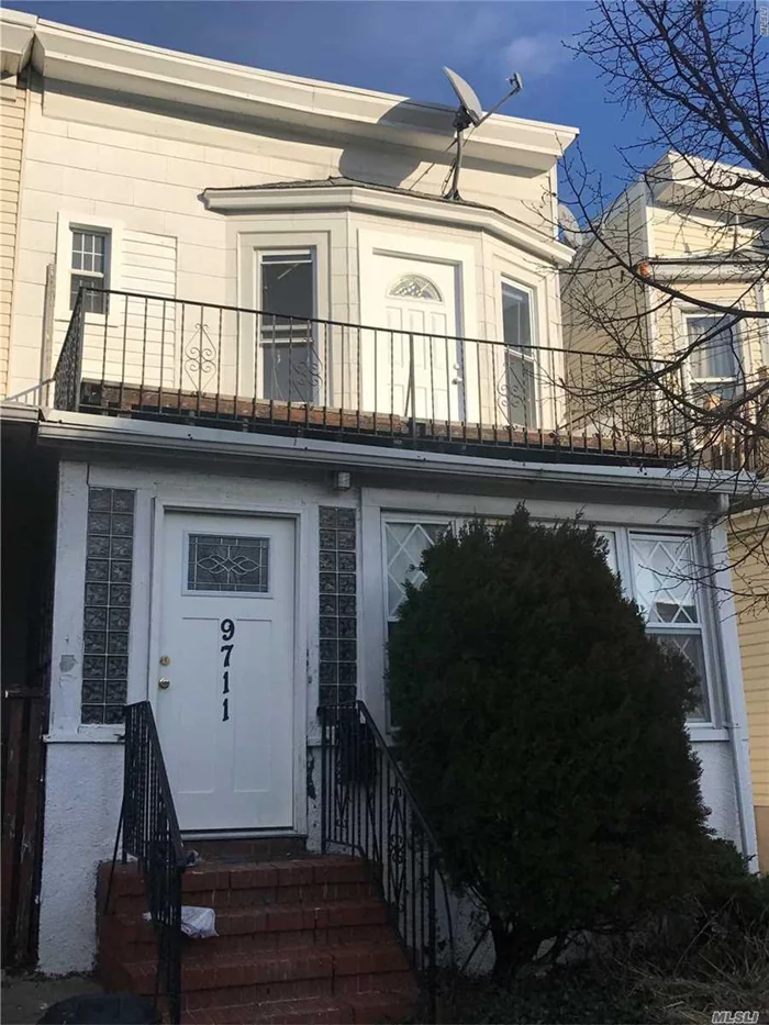 Newly Renovated, New, New New, A Train Is 2 Blocks Away, J And Z Train To City ; Bus Stops Are Right On The Corner; Close To Jfk Airport, Restaurants, School, Supermarket. Bright And Spacious 3 Bright Hard Floor Bedrooms, 1 Bath, New Kitchen.