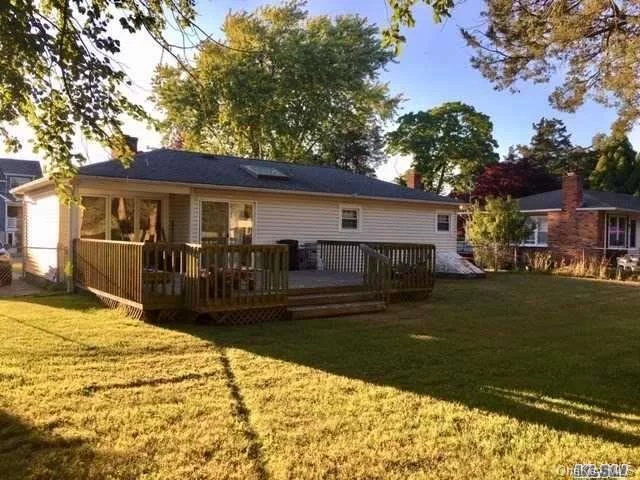 This 3 Bedroom Ranch On Shy Half Acre Is Located In Quiet And Secluded Webby Beach And Is Just Minutes Within Walking Distance To Beach And Park. This Fixer Upper Is A Great Home For Anyone Looking To Downsize Or For A First Time Homebuyer.