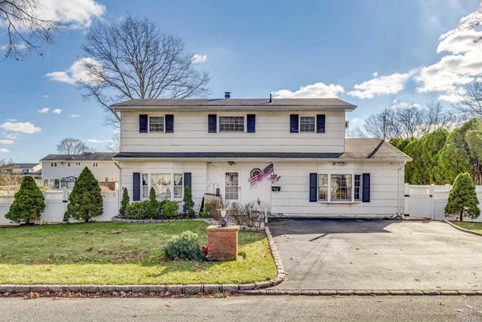 Warm, Cozy & Inviting Describes This New Addition To The Deer Park Market! This 4 Bedroom, 2 Bath Splanch Home Features Updated Kitchen W/Cherry Cabinets & Granite & Wood Burning Stove, Propane Gas Cooking, Den W/ Fireplace & Sliders To The Covered Patio & An In-Ground Pool! Hardwood Floors, Ceiling Fans, 4 Ac, In-Ground Sprinklers, Updated Oil Heating, Newer Oil Tank, This Home Could Be M/D Or Accessory Apt W/Proper Permits. Great Entertaining Home!!!