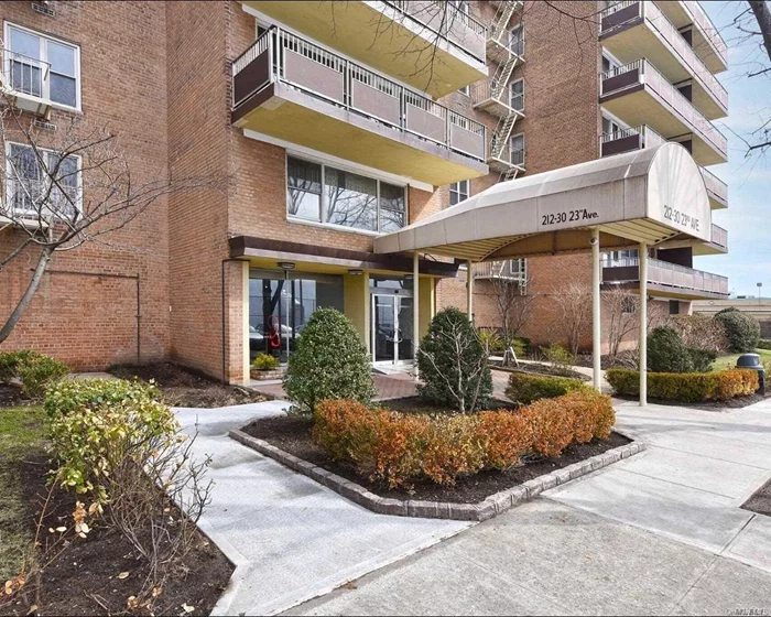 Beautiful Bright Spacious 1 Bedroom Unit W/ Updated Granite Kitchen W/ Custom Cabinets , Large L-Shape Living Room/ Dining Room, Marble Bath, Large Private Balcony , Closets Galore, Nest Heating & Cac Must See !!! Don&rsquo;t Miss This Beauty !!!