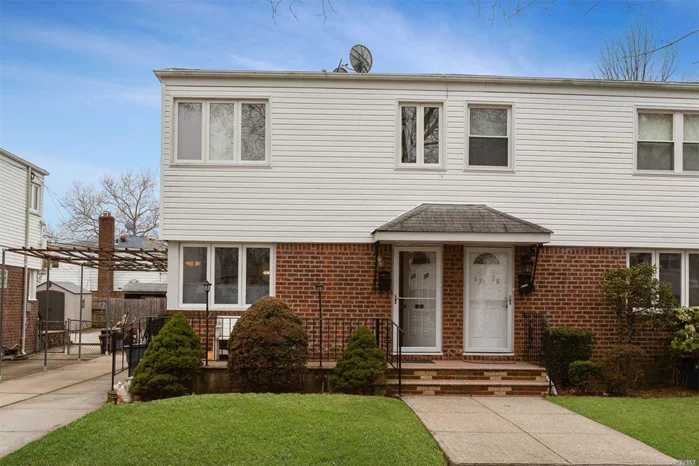 GREAT CONDITION; JUST MOVE IN. LOCATION LOCATION LOCATION. NEAR SCHOOLS, SHOPPING, HIGHWAYS, EXP. BUS TO MANHATTAN. FINISHED BASEMENT, LR/DR, EIK, 3 BRS, 1 1/2 BATHS