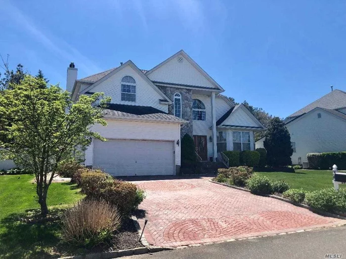 Summerfield Gated Community, 24hr. security, Grand Entrance Way, Meticulously Maintained Gleaming Hardwood Floors, Family Room w/fireplace, Large Formal Dining Room, 8&rsquo; Ceilings in Basement, Large Attic, Paver Driveway, Private Backyard Backing Park, Clubhouse, Pool, Tennis, Basketball Court.