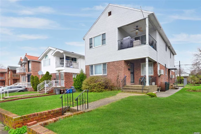 Detached 2 Family House With 3 Bedrooms On Each Floor. 25x48 Building Sized & 40x100 property ! Fabulous Livings Space With Great Flow ! Sunny Perfect For Comfortable Livings ! Prime Bayside Location With Best Schools Ps213 , Is74 & Cardozo High School Sd#26. Must See ! Express Bus To Manhattan. Close To Public Trans, Schools, Shops.