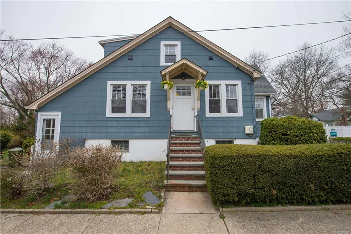 Attention property lovers! 225 deep yard in award winning SD#23! Great opportunity to make this home your own! Just painted, Hardwood floors, central air, gas heating and cooking, new washer and dryer, lots of sunlight, full basement with separate entrance. approx 1 mile from LIRR station