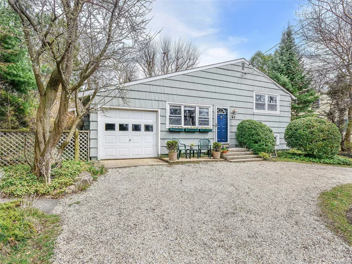 Opportunity is knocking! This sweet 4 Bedroom, 2 Bath home located on prestigious Glenlawn Avenue offers endless possibilities. Perfect for first time home buyers or downsizing! Spacious lot, fenced yard & quiet location! No closing Before 7/15/19.