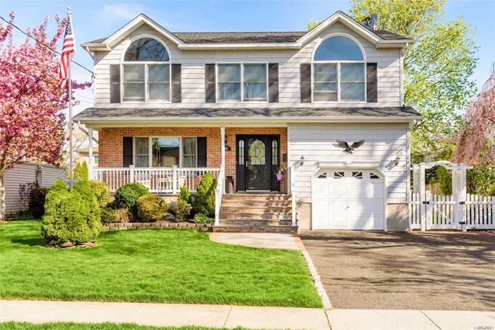 Gorgeous young colonial in N. Merrick Schools. Danish brick front porch. Sun drenched living room opens to formal dining room. Eat in Kitchen, Master Suite with Vaulted ceiling, Bath and walk in closet. 3 additional Br&rsquo;s, Hardwood floors, Skylights, Finished basement with high ceilings and full bath. Spacious family room with sliders to yard with pavers.Mid-block location convenient to schools and shopping. Tax grievance filed. Don&rsquo;t miss out on the opportunity to buy your dream colonial.