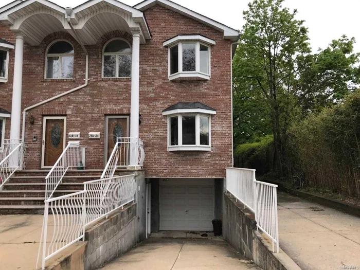 Fully Renovated 3 Bedrooms, 2 Full Baths Apartment With Balcony Located on 2nd Floor Of A New Brick House. Brand New Kitchen, Bath, Washer & Dryer, Fresh Paint and Hardwood Floor. Share Water Bill With 1st Floor Tenant...School Dis #26....Close To Shopping, Restaurants & School. Easy Access to Major Highways. Bus Q33/Qm5/Qm8/Qm35