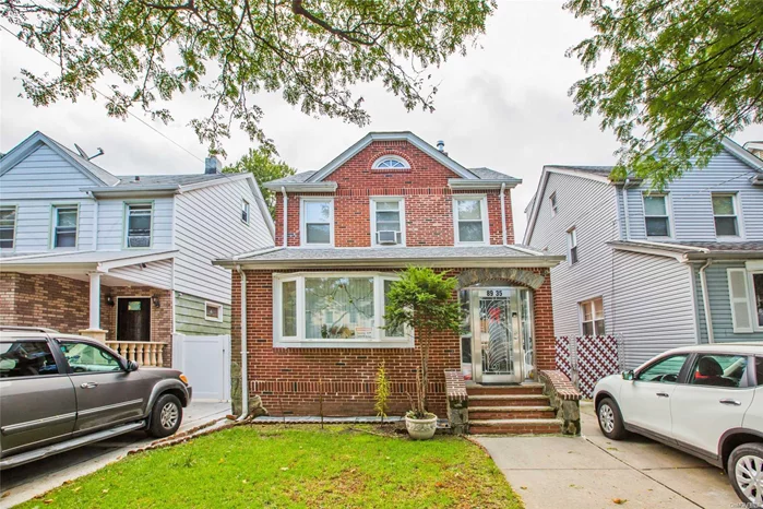 Fully Renovated Det Single Family House, 3 Bedrooms, 2.5 Bath Rooms, Dining Room, Finished Basement. All New Stainless Steel Appliances, New Hardwood Floor, Kitchen, and Bathroom. Private Drive Way, 2 Cars Garages.