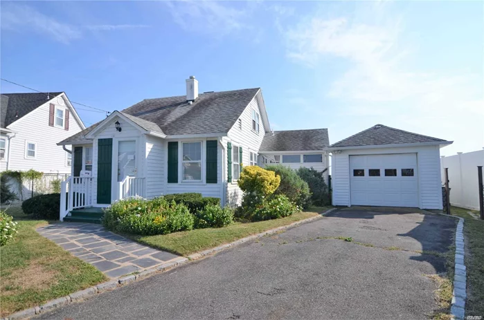 Bayfront Cape 180 Degree Views Of Great South Bay. Breathtaking Sunrise And Sunsets-A Must See Needs a little TLC Priced to sell. Best value in West Islip waterfront community