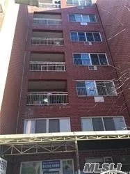 Sunny One bedroom Apt With Balcony, Kitchen With Vent, Washer And Dryer In The Unit.