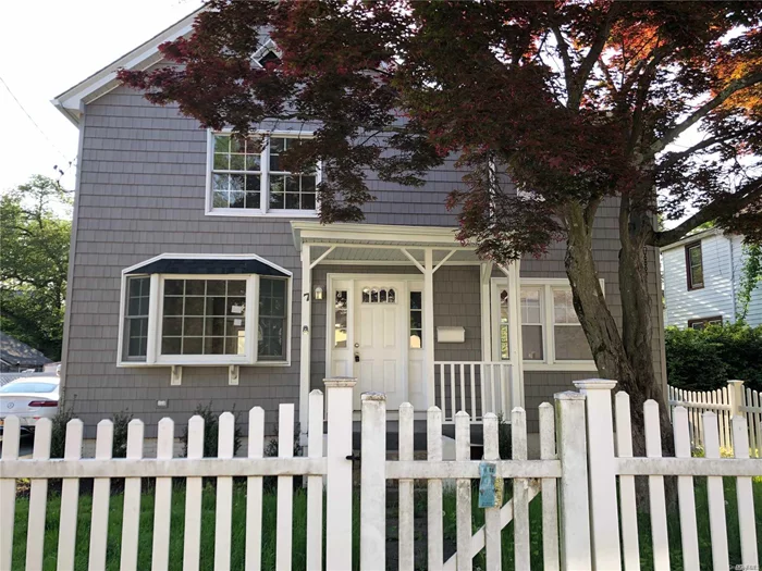 Beautiful home , quiet street. Over size deck