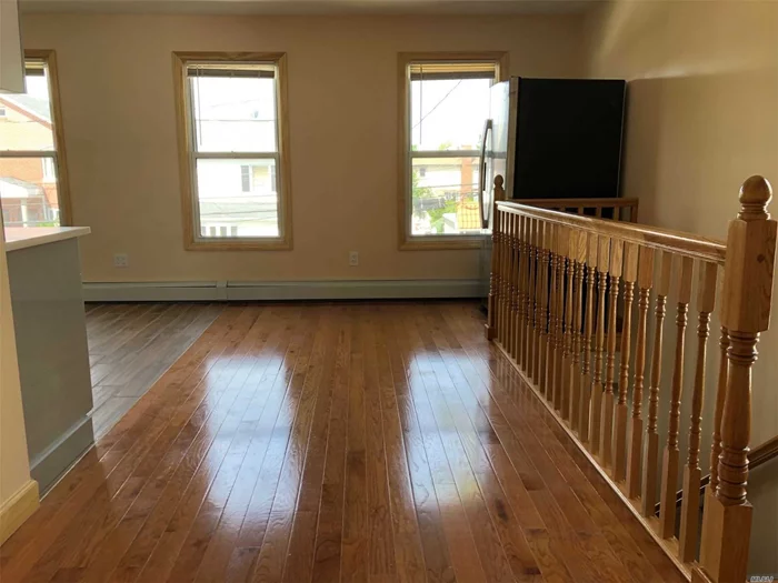 Brand New 2 Bedroom Unit Located In A Detached Colonial Private House. Luxurious Detailed Finish. Hardwood Floors Throughout , Gorgeous Bath, Modern Kitchen With Granite Counters and Stainless Steel Appliances. Magnificently Situated In the Heart of Bayside. Minutes From Bell & Northern Blvd, Steps from Lirr to Midtown, Q13 & Q27 to Flushing. Top Rated Public School ( Ps41 & Ms 158)