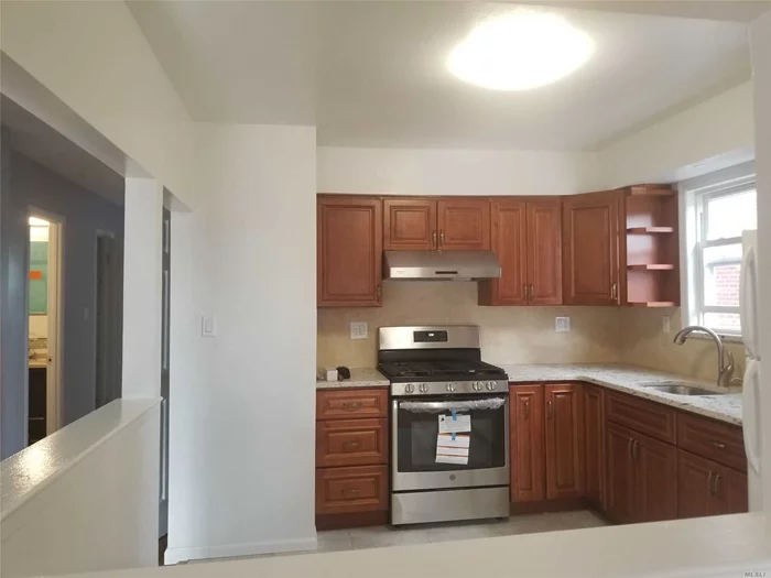 Very Good Location To Northern Blvd, LIRR, Bus, Shop, Restaurant, Much More. Inc Heat Inc, Hot Water Inc, Bright, Sunny, Clean, 3 Bed Room. 2 Full Bath. Fresh Hard Floor. New Paint, New Appliance, Control Separate Thermostat.