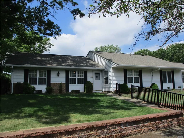 This corner unit Carlton has a new kitchen, updated a/c and windows, new carpeting, freshly painted, upgraded electrical, ceiling fans with lights/remotes, recessed lighting throughout, new hot water heater, extra insulation in attic, extra storage in garage, new garage door, and new roof(2015). Ready for you to move right in and enjoy everything this active community has to offer! Sale subject to terms & conditions of an offering plan. Leisure Village has a one pet policy. Rent w/option ok