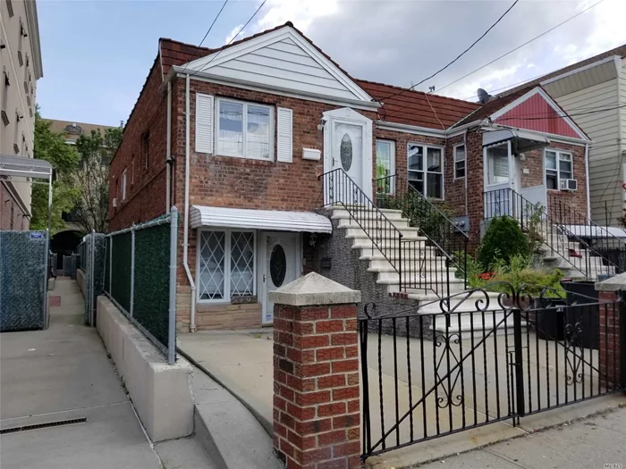 R5B Zoning! Best for Investor. Great Location Near Mega Shopping Mall, Major Highway, 10 mins drive to 7 Train, & Downtown Flushing.  Excellent Condition.