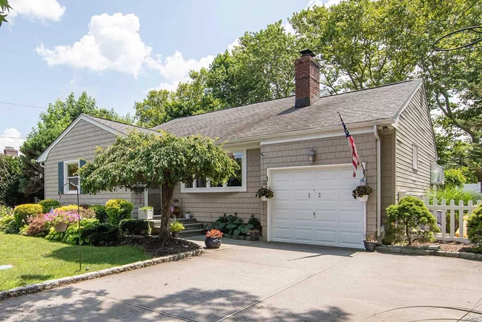 Move Right Into This Mid Block Expanded Ranch In Award Winning Syosset Schools. Featuring A Large Entry Foyer, Updated Kitchen With Granite Countertops, Updated Bath, Plenty Of Closets And Storage, Beautiful Private Backyard, Perfect For Entertaining! Too Much To List, Truly A Must See!