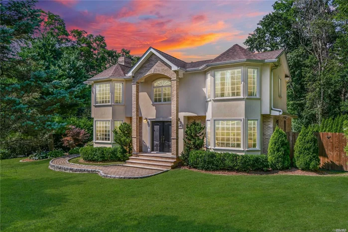 Priced To Sell:This Great Brick/Stucco Colonial is Located In The Desirable Jericho School District.This Home Was Rebuilt in 2011 and Sits On No Outlet Block. This Home Greets You w/Spacious Entry Foyer, Flanked By Formal Living Room With WB Fireplace & Huge Formal Dinning Room. The Heart of The Home Is The Custom Kitchen w/ 2 Tiered Center Isle w/ Sink and Radiant Heat.Upstairs Boast Master Ensuite W/ Walk In Closets.Full Finished Basement W/8ft Ceilings. 2nd Fl Laundry, Gas Utilities, Low Taxes