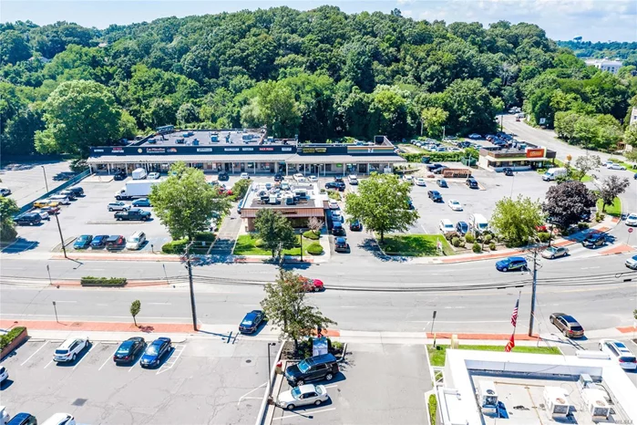 Center Retail Store Front in Busy Shopping Center. Renovation with New Facade Proposed Nov. 2019.  Neighboring Tenants: Wendy&rsquo;s, 7 Eleven, Pacifico Super Market.