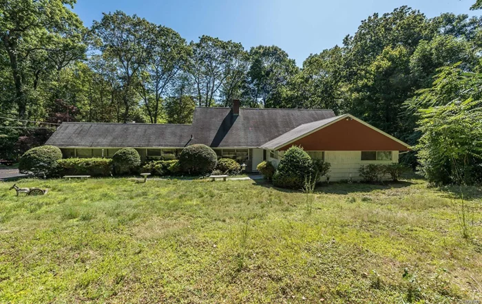 A blast from the past. This Jericho school district farm ranch, is a true handyman special. Set on flat 2.65 Muttontown acres, this 3 bedroom, 2 bath Muttontown fixer upper is surrounded by multi- million dollar homes. Great opportunity to build your own, or renovate. Home is being sold AS IS.