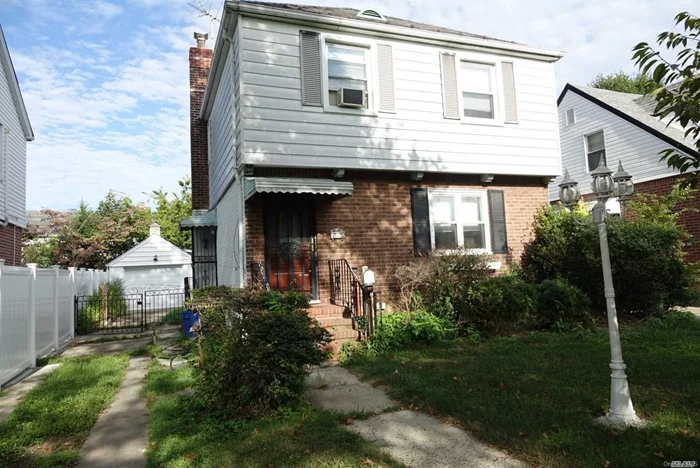 Great location on Bayside Hill, Gorgeous House Located On A Tree-Lined Block, 3 Br 1.5 bath. Best School District(#26) In Queens. Ps 203, Jh74. Easy Access To All Major Highways, Public Buses, And Lirr Is Within Walking Distance! Front & Back Yards Are Very Spacious! Very Motivated Sellers! Hurry...Won&rsquo;t Last!