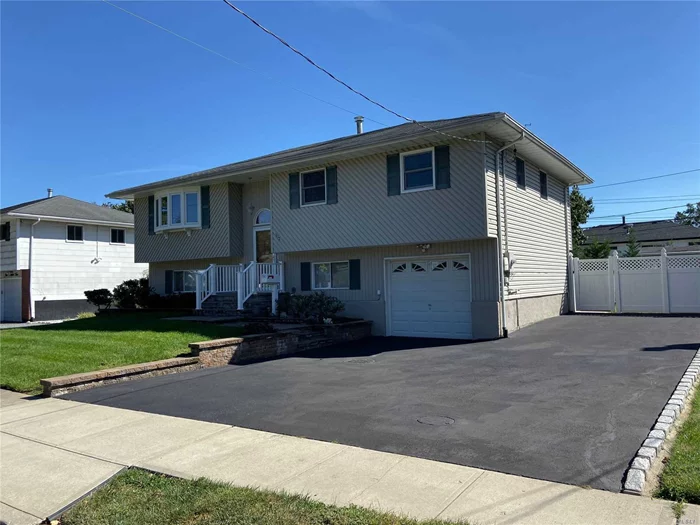 WHOLE HOUSE FOR RENT. EXCELLENT MOVE-IN CONDITION. 4 BR 2 FULL BATHS, FORMAL LIVING & DINING ROOM. TENANTS PAY ALL UTILITIES. GAS STOVE & FURNACE. 2 HEAT ZONES. WASHER DRYER INCLUDED. ATTACHED 1 CAR GARAGE.
