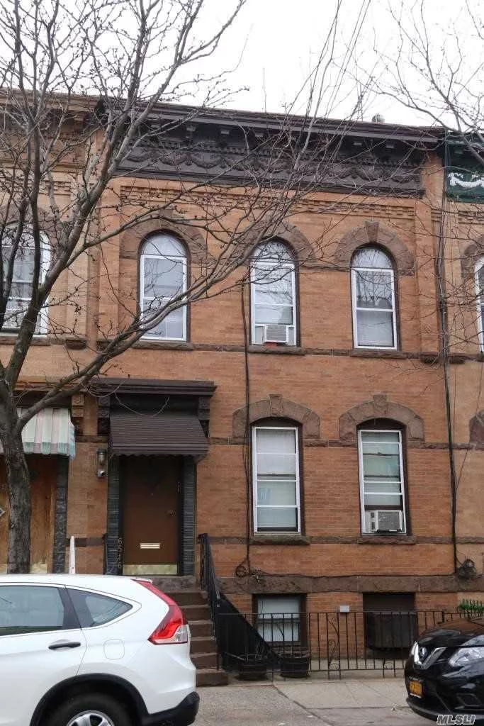 Brick 3 family in the heart of Ridgewood. All vacant on title and Only a few blocks to the subway.