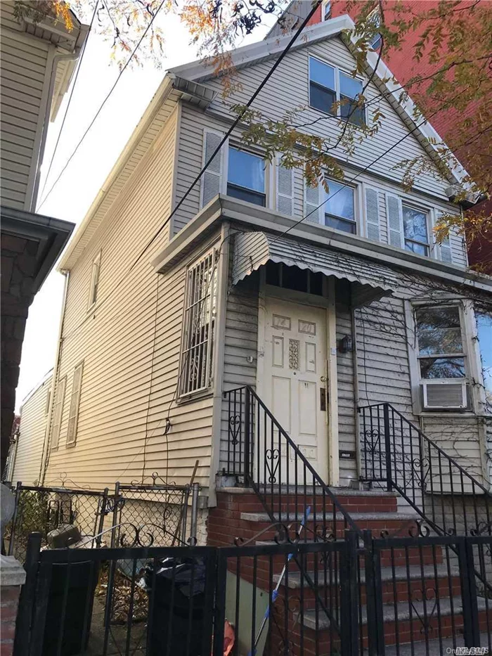 Detached large 1 Family in the heart of Elmhurst, Excellent Location, R5 Zoning--Great potential easy converted to 3 Families.