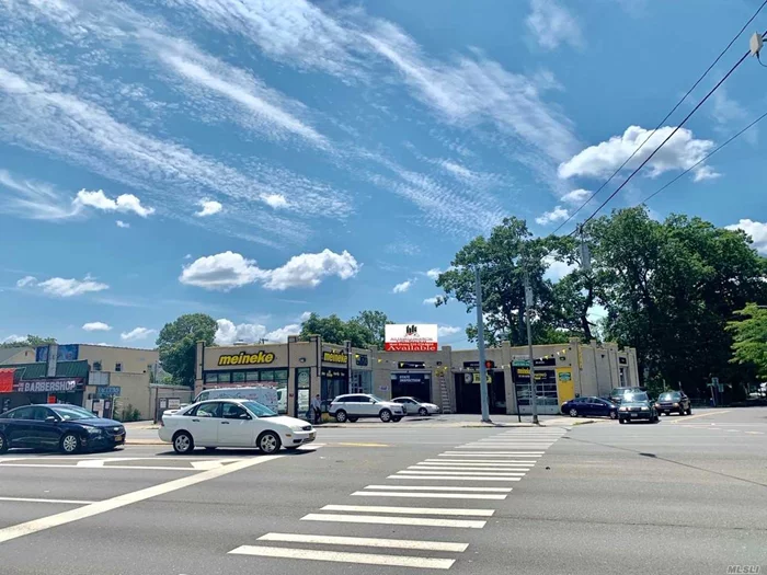 8, 240 S/F Shop For Rent Located On The Corner Of Busy Sunrise Highway & Rockwood Ave. The Property Features Excellent Signage, Great Exposure, 6 Bays, 15&rsquo; Ceilings, Parking For 20+ Cars, High Traffic Count (25, 000-75, 000 Cars Per Day!!!), 3 Phase Power, 4 Strategically Placed Curb Cuts, Clean Environmental Report (2017), +++!!! It&rsquo;s Currently Home To A Successful Meineke Auto Repair Shop.