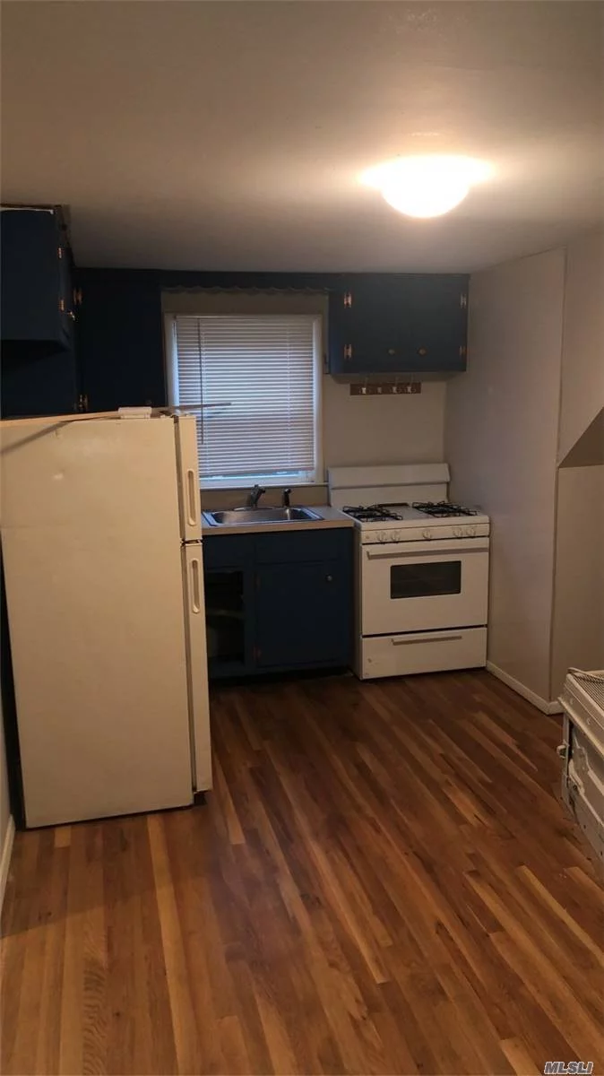 All Included 1 Bedroom Apartment for Rent In the Upstairs Unit of a 2 family House. Beautiful Sanded and Finished Hardwood Floors, Brand New Bathroom and Tub, Freshly Painted Throughout the Entire Apartment, Own Seperate Entrance. Close To All And Everything You Can Possibly Need For A 1 Bedroom Apartment. Easy To Show
