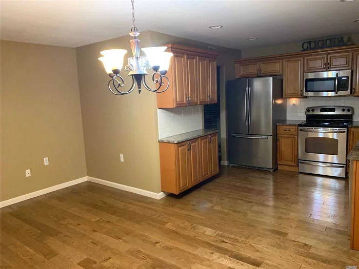 55 & Over Beautiful Community with Lots of Amenities! Includes: Pool, Gym, Club Beautiful 2 Bedroom, 2 Bath, New Kitchen, Granite Countertop, Stainless Steel Appliances, Large Closets and Plenty of Storage, Brand New Carpeting, Beautiful Wood Floors, Freshly Painted Home Beautifully Landscaped
