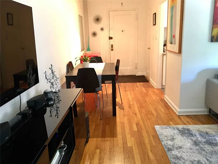 Very well-maintained one bedroom co-op in the heart of historic district . Building has an elevator and the garage . Low maintenance. No flip tax. 2 blocks to 7 train , bus stops at the corner to Roosevelt Ave and 74th St. Close to shopping and restaurants.