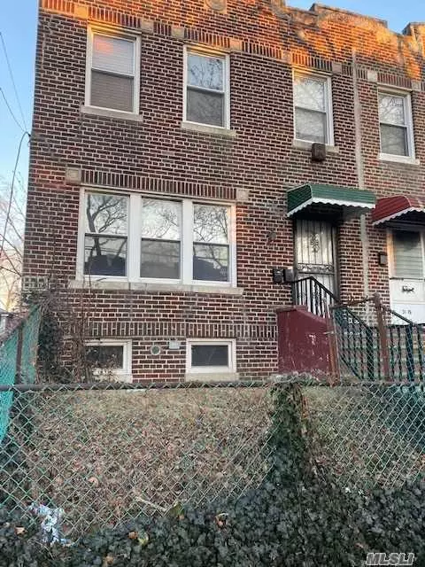 The home is being sold with tenants. Will NOT be delivered vacant. Both units are tenant occupied with Section 8 tenants, no leases. First floor rental income is $1206.29.