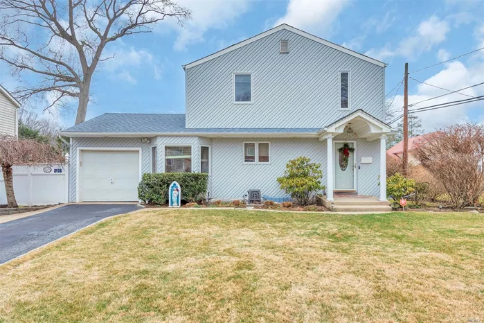 Pristine Colonial located on Quiet Cul De Sac on Perfectly Flat .25 Acre Property. Eat In Kitchen w Granite Countertops & Stainless Steel Appliances. New Pella Windows. Oak Wood Floors Throughout. Laundry Rm on 1st Floor. Over sized Deep Fenced-In Private Backyard with Trex Decking. Convenient & Easy Access to All Major Highways & Roadways.View Virtual Tour Attached.