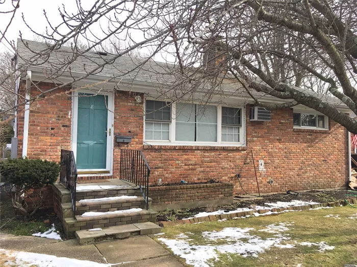 This bright and cozy whole house rental sits on a large property. This bright home is in great condition and is available immediately. The home has necessary appliances, 3 BR, 1 full bath, EIK, DR/LR combo with fireplace.