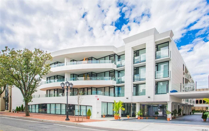 Great Neck. Great Neck&rsquo;s Newest Luxury Doorman Rental Building, In Top Central Location Built W/The Finest Of Finishes. Be The 1st To Live In This Magnificent Building With Roof Deck, Washer/Dryer In Unit, Garage Parking, Fitness Center And More!  One Mount free